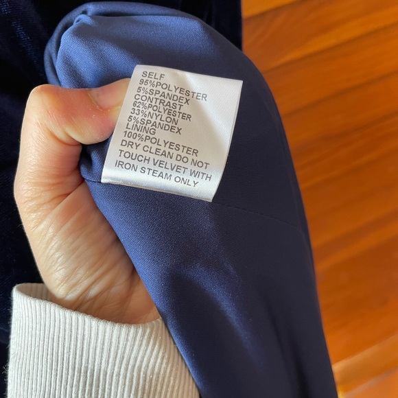 Tadashi Shoji Baxter Portrait Collar Gown. Size S Women
#312 - Picture 8 of 11